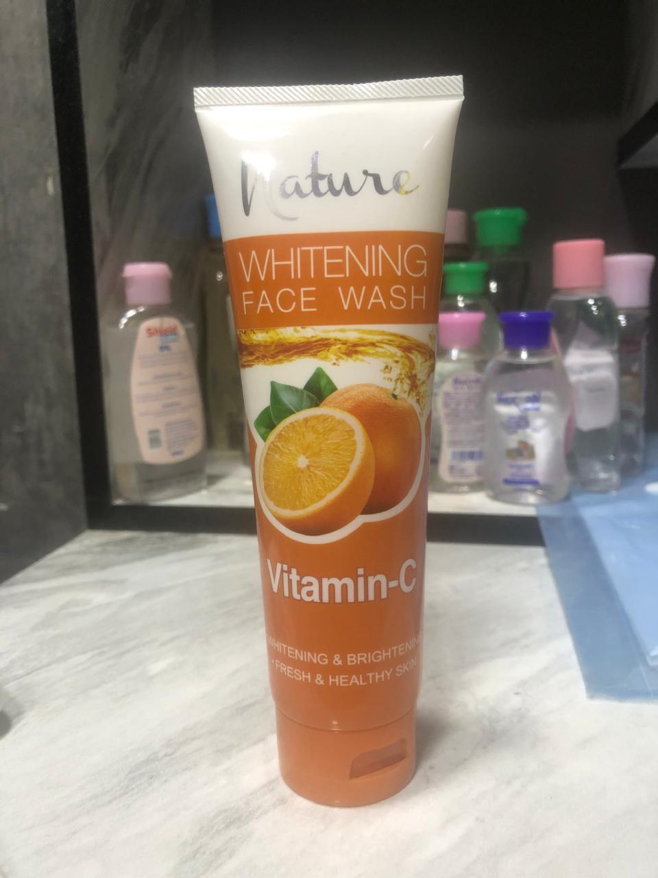 Nature Whitening Face Wash